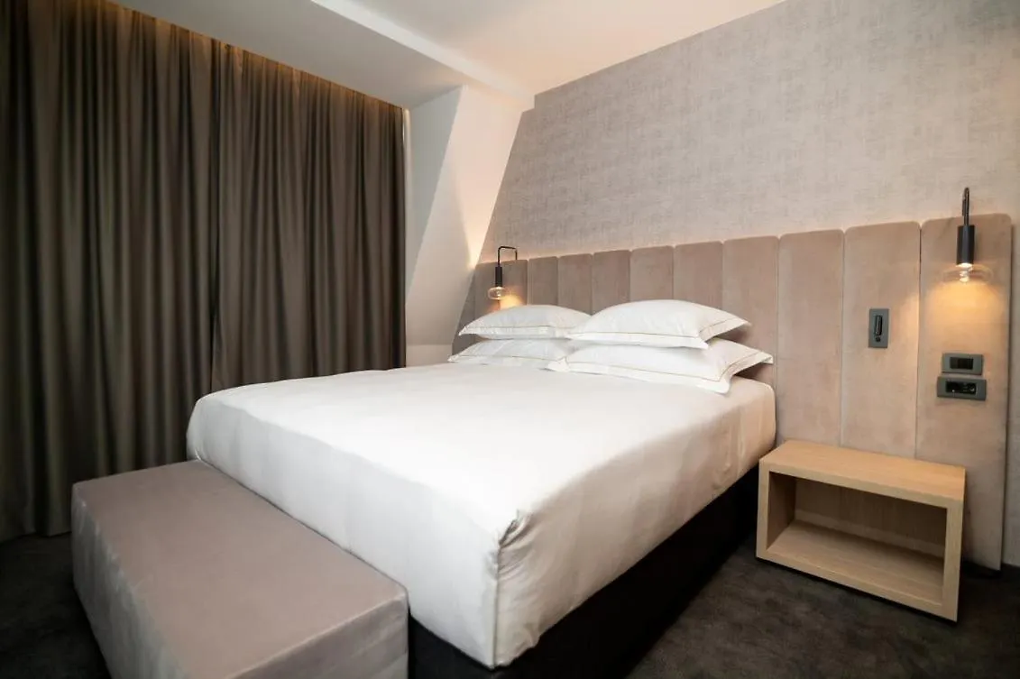 Elegans Hotel Brdo Κραν